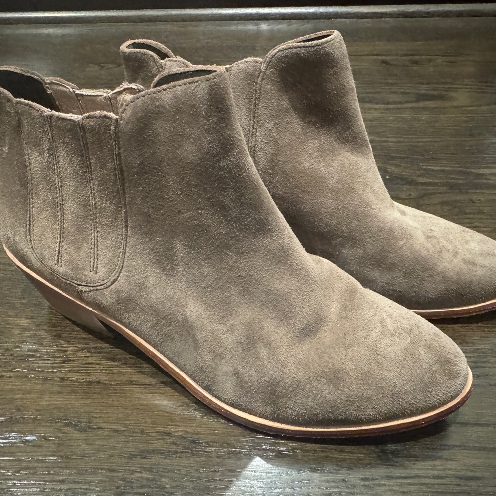 Joie suede boots booties 8 38.5